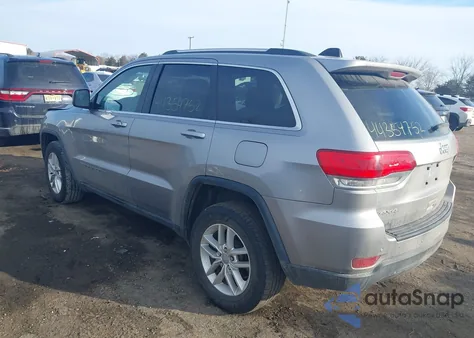 2017 Jeep Grand Cherokee Laredo 4X4 z USA, uszkodzony, nr VIN 1C4RJFAG7HC706668
